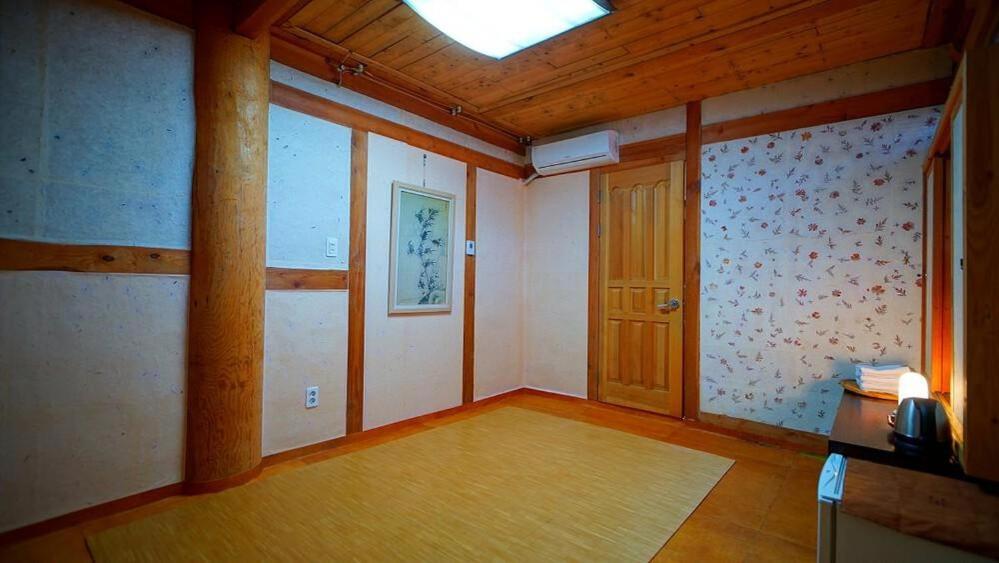 Kumwondang Jeonju Hanokstay Exterior photo