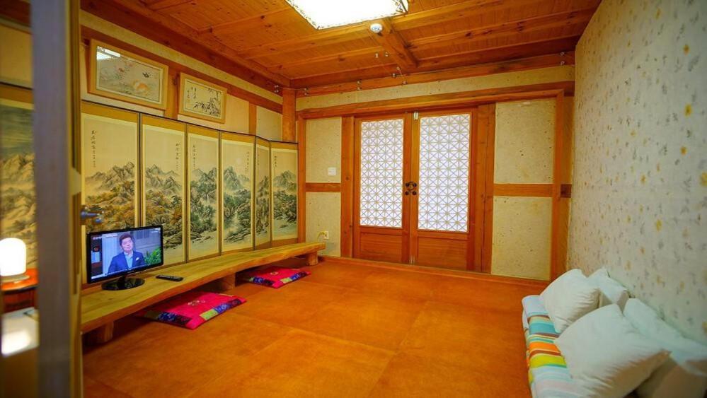 Kumwondang Jeonju Hanokstay Exterior photo